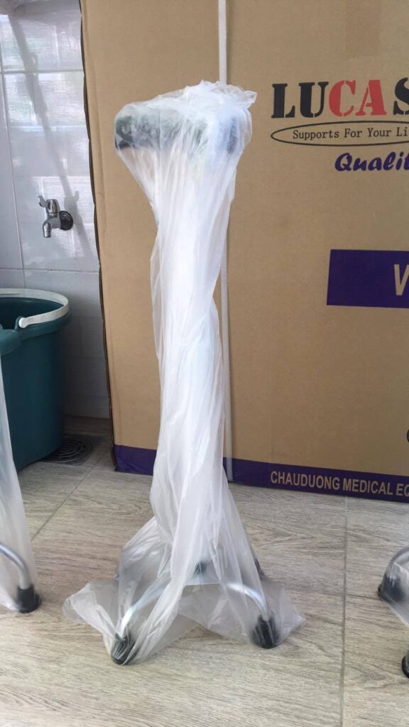 GẬY CHỐNG 4 CHÂN THẤP