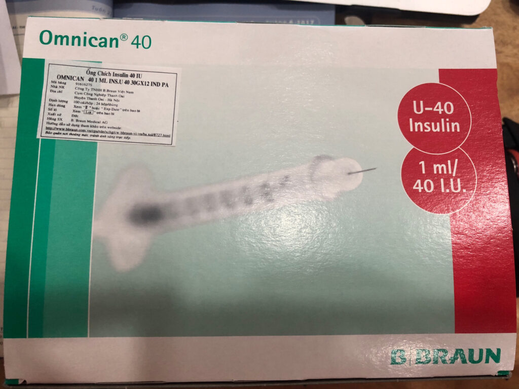 Bơm Tiêm Insulin 40 IU