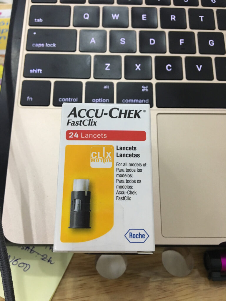 KIM MÁY ACCU-CHEK PERFORMA