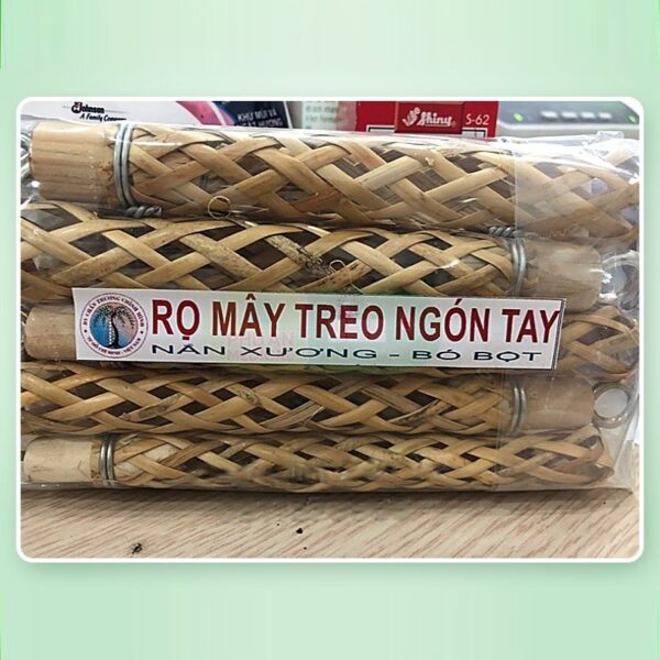 Rọ mây treo ngón tay